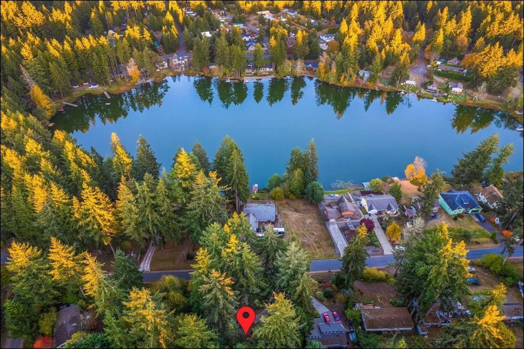 Lakebay Cottage Exterior photo